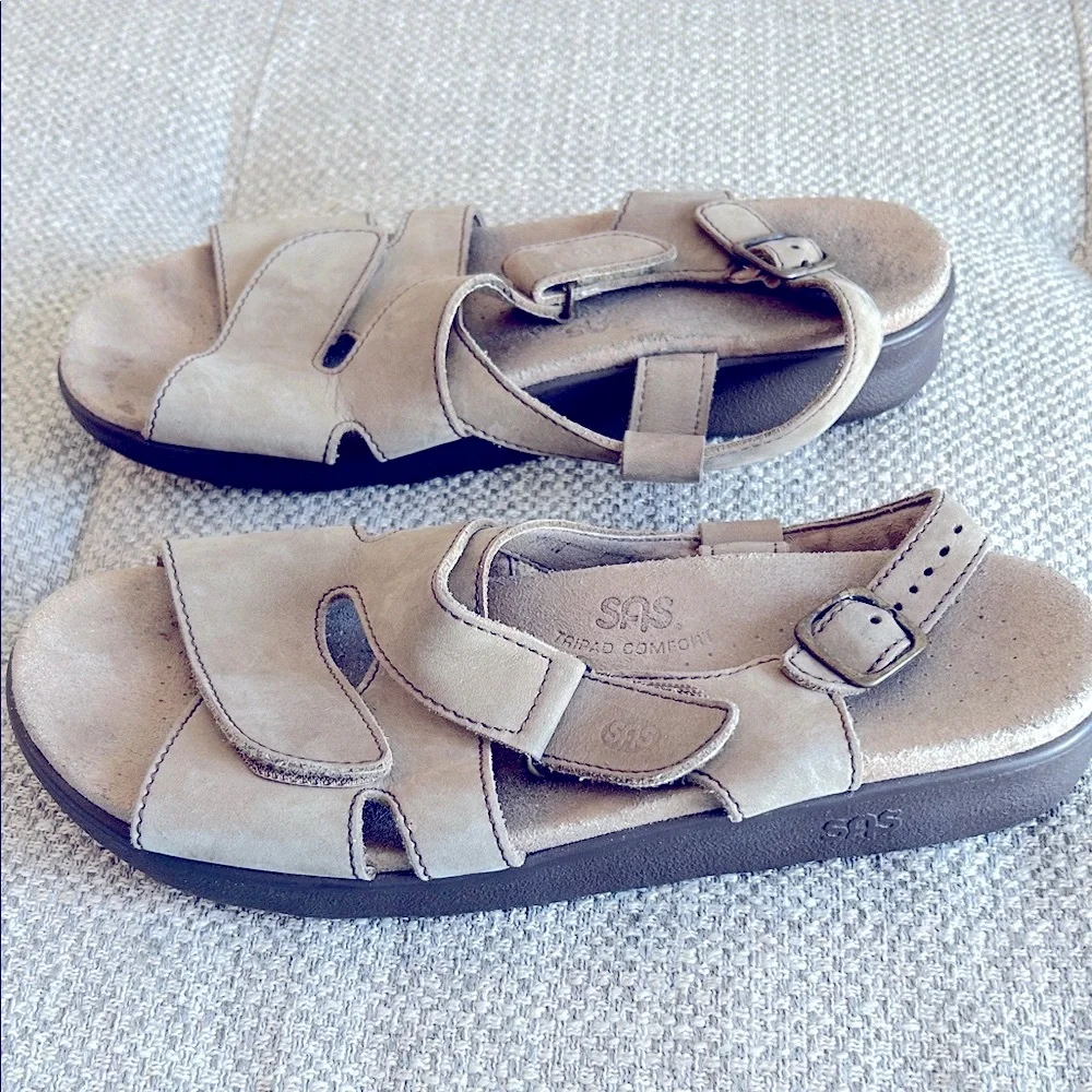 SAS Women's Huggy Suede Sandals in Taupe / Tan - Picture 2 of 7